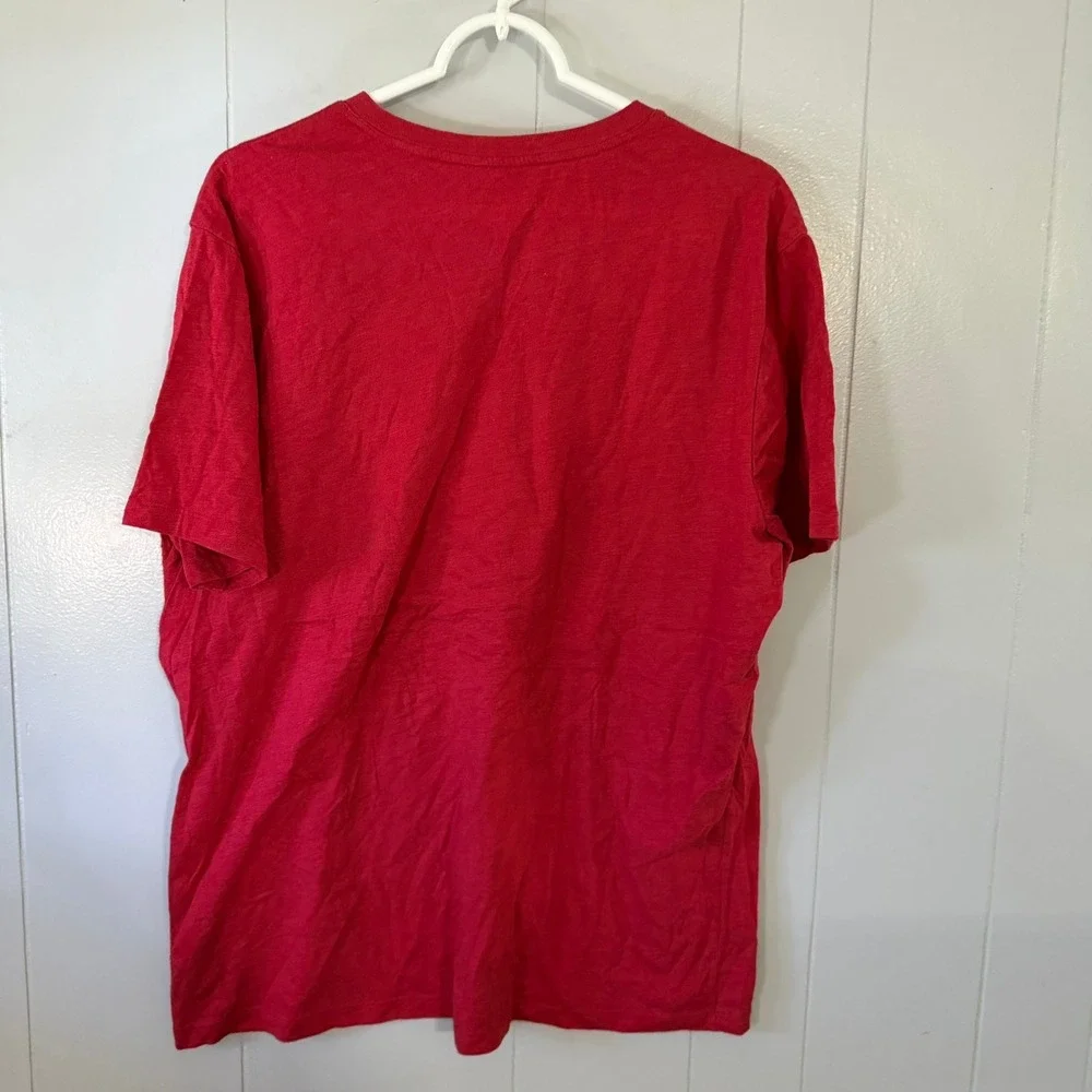 Banana Republic‎ T-Shirt Mens XL Red Fitted Vee Short Sleeve V-Neck Solid
